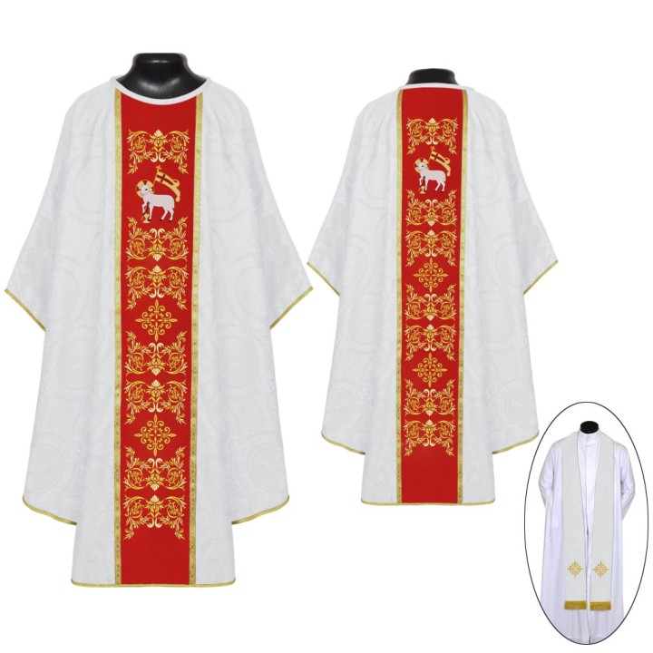 CASULLA BORDADA. DAMASCO. GALON CENTRAL AGNUS DEI Y MOTIVOS FLORALES