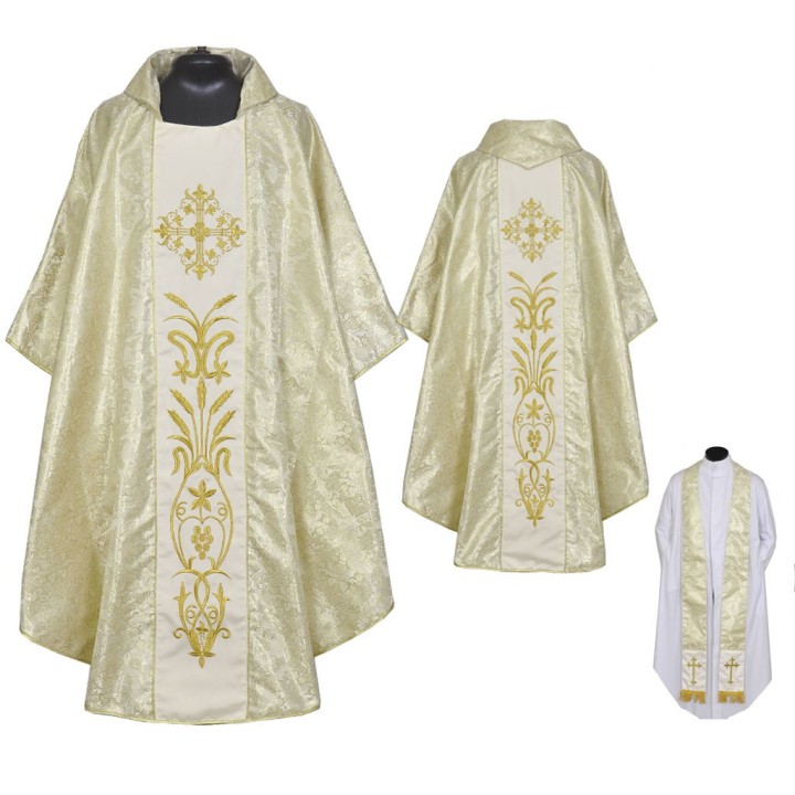 CASULLA BROCADA DORADA CON CRUZ BORDADA